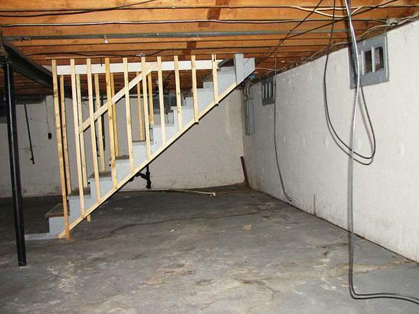 Perché il soffitto in cantina umida: come versare cemento, come fare in garage con le mani, il cui spessore gocciola