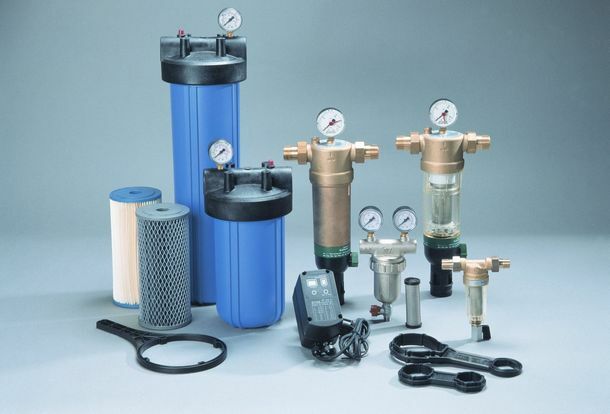 Los mejores filtros principales de agua fina (flujo) para un apartamento y una casa.