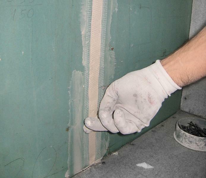 Wallpaper pada drywall seperti lem: dinding, jika Anda dapat menghias cairan dari pegangan sebelum mengeluarkan tua