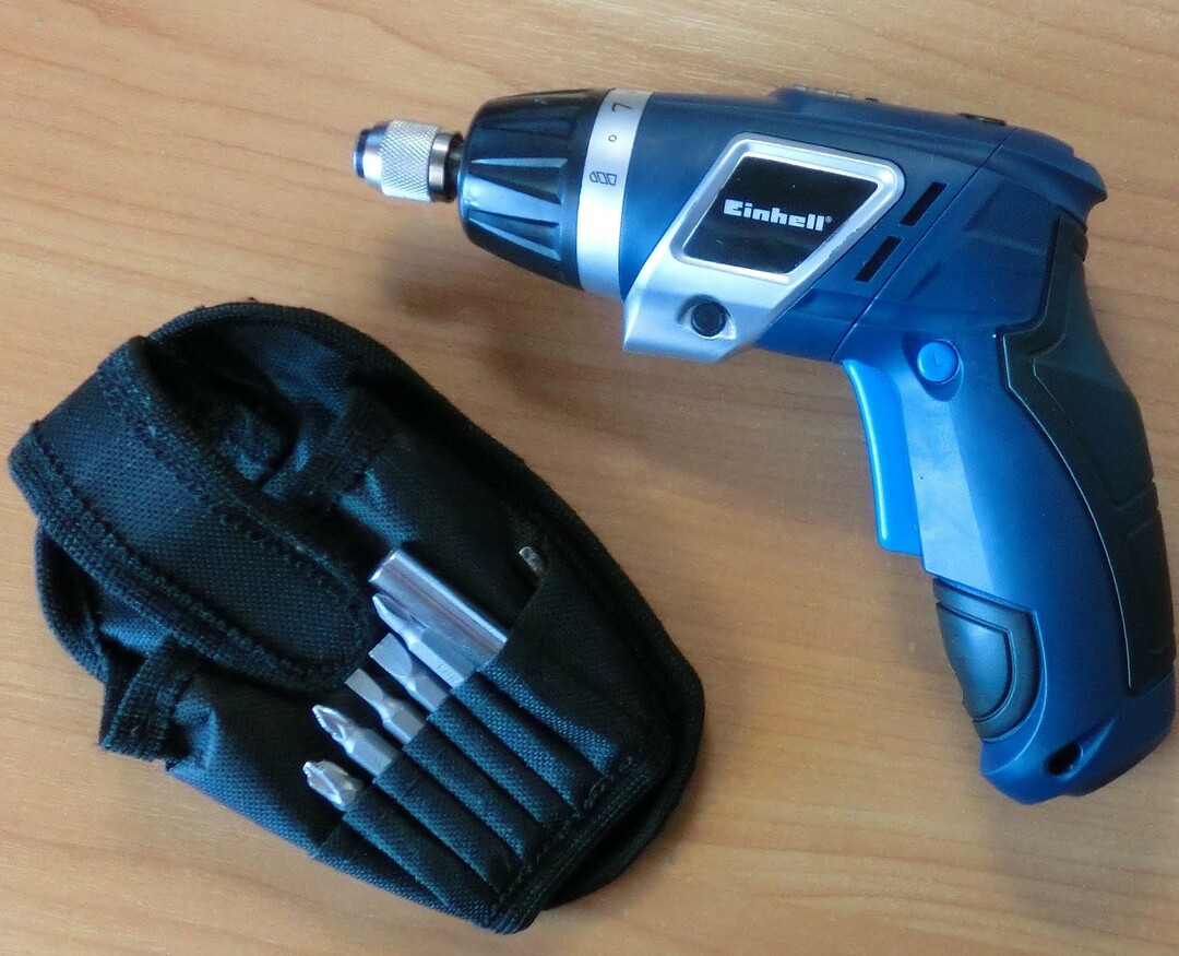 Cordless Screwdriver: RPM, voltage and other parameters, how to choose, videos and photos