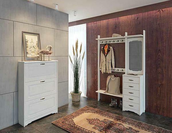 White dressoir met spiegel zal stijlvol kijken in het interieur: het belangrijkste ding - om de juiste keuzes te maken in hun selectie