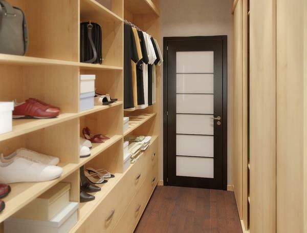 All furniture in a small dressing room should be tightly pressed against the wall for maximum space saving