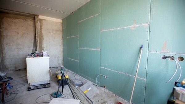 Alignment walls drywall
