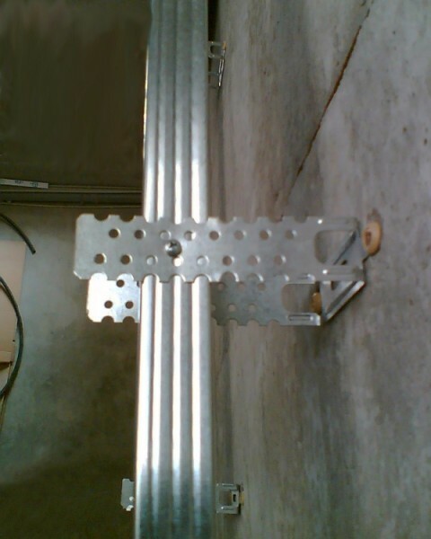 EXAMPLE suspension mounting to the wall